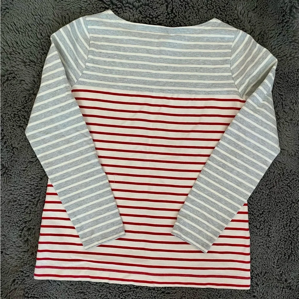NWOT L.L. BEAN GREY AND RED STRIPED LONG-SLEEVE TOP // SIZE SMALL🤍 - Picture 5 of 5